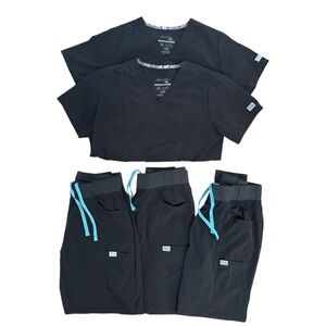 Women’s small IRG black scrubs lot!